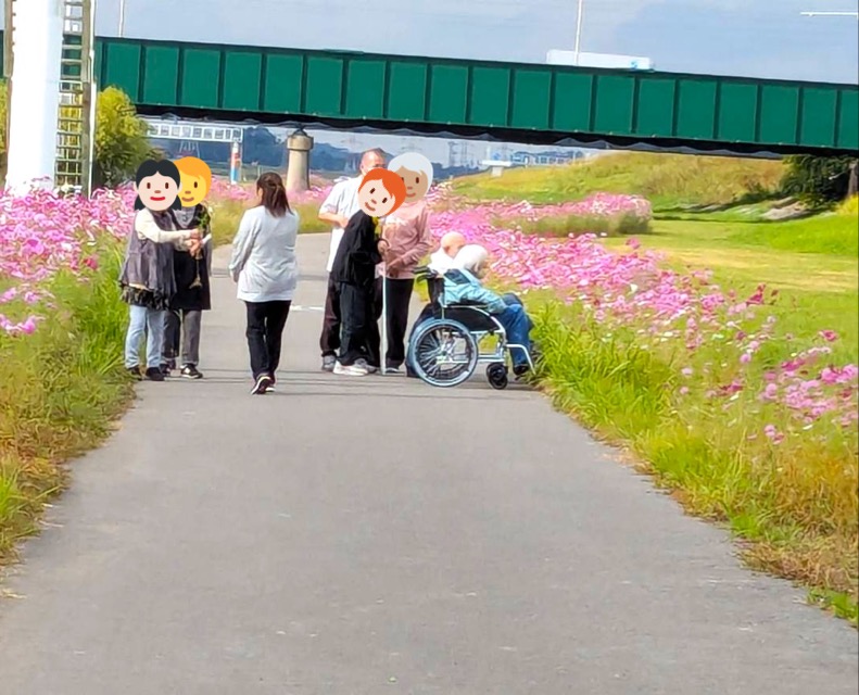 コスモスドライブへ